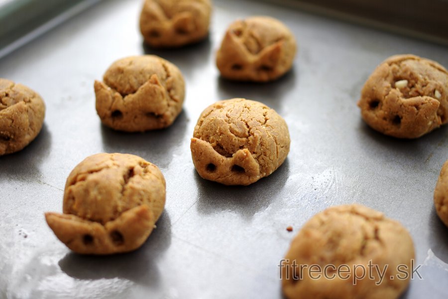 Arašidové cookies z 3 ingrediencií – bez múky a rafinovaného cukru