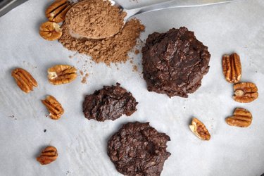 Avokádovo-kakaové cookies bez múky