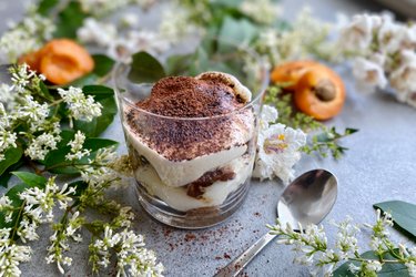 Fitness tiramisu poháre