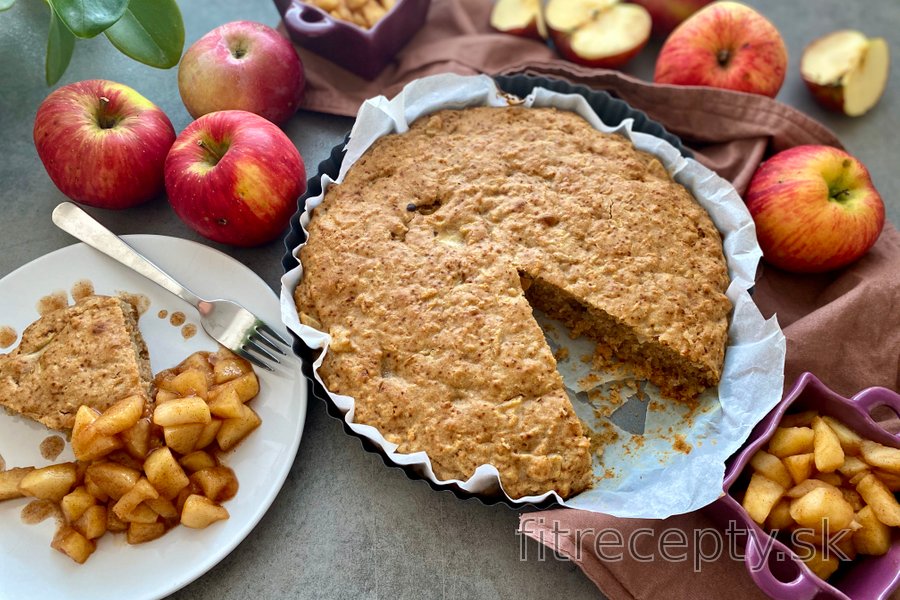 Jednoduchý, zdravý jablkový koláč