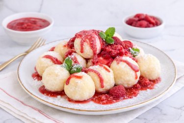 Jednoduché tvarohové guľky z 3 surovín